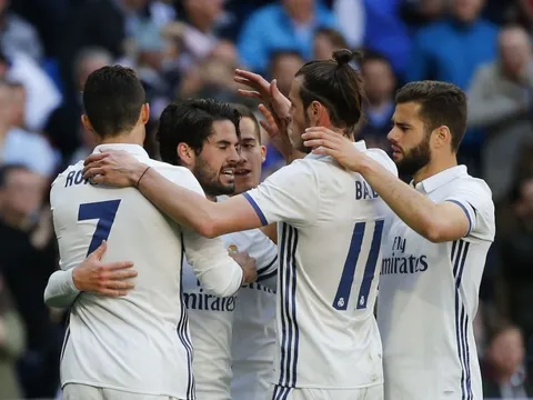 Benzema nổ súng, Real duy trì áp lực lên Barca