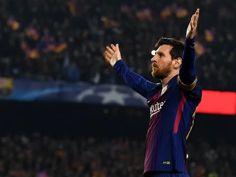 Biến Courtois thành trò hề, 'Thánh Messi' đưa Barca vào tứ kết