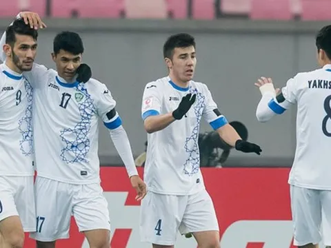Bóng đá Uzbekistan: Không giàu nhưng mời được Ronaldo, Messi