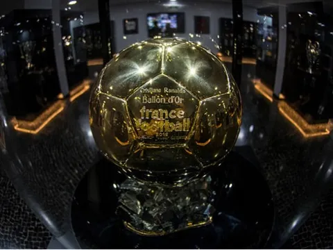 Bóng vàng đã về đến bảo tàng của Ronaldo