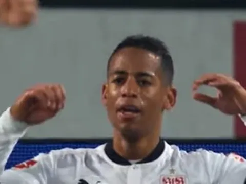Các pha bóng hỏng ăn 'trời ơi' tại Bundesliga mùa này