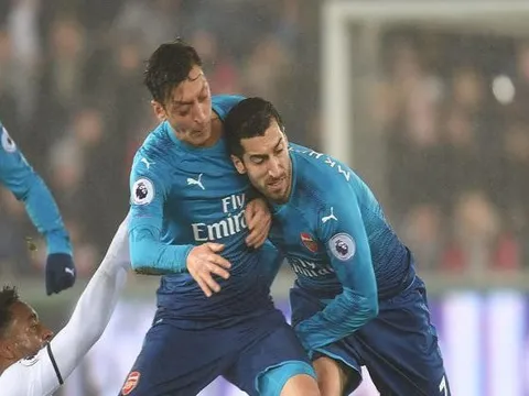 Cận cảnh màn ra mắt Arsenal thảm họa của Henrikh Mkhitaryan