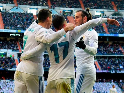 Cận cảnh nghĩa cử cao đẹp của Ronaldo