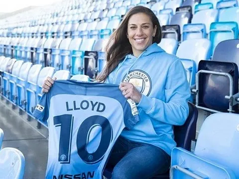 Thủ quân đội tuyển Mỹ gia nhập Man City