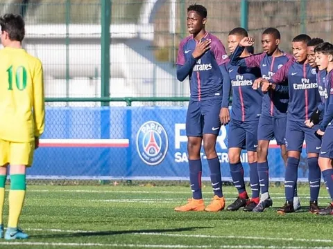 Cầu thủ khổng lồ của PSG khiến CLB châu Âu phát cuồng