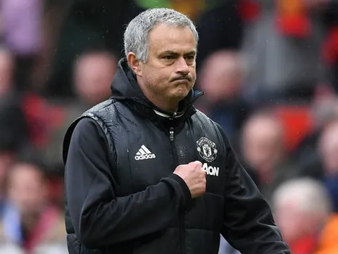 ‘MU thiếu may mắn, xứng đáng hưởng 3 quả penalty’