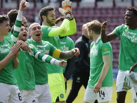 Celtic trở thành nhà vô địch Scotland năm thứ 6 liên tiếp