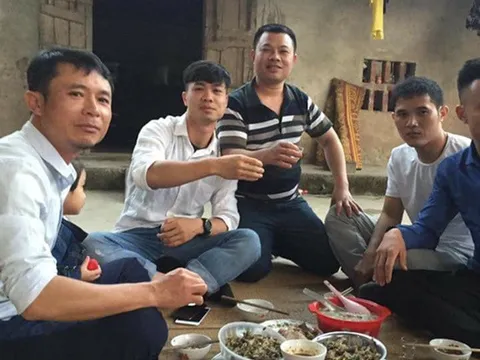 Cha mẹ Công Phượng nói gì về việc con trai "bất ngờ buồn"?