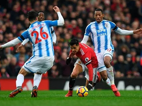 Chấm điểm Man United sau trận Huddersfield: Đương nhiên là Sanchez!