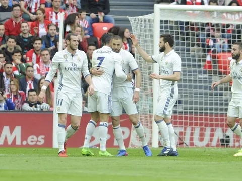 Chật vật chiến thắng, Real gây áp lực lớn lên Barca