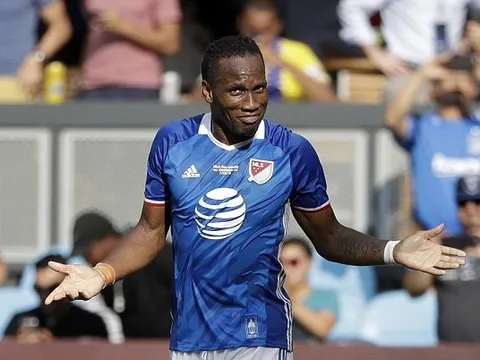 Chê 'quà khủng', Drogba khước từ Corinthians