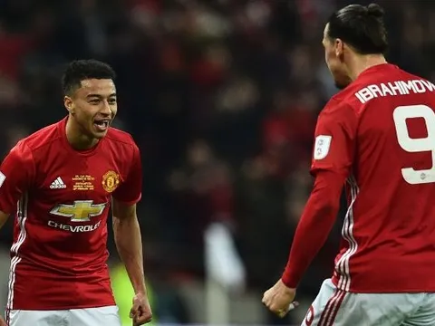 Chelsea & Arsenal 'hỗn chiến' giật sao Man United