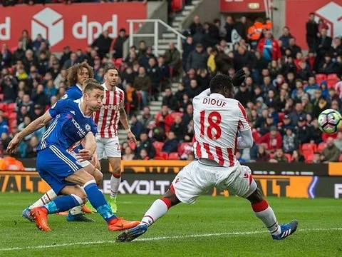Chelsea hút chết nếu không được Cahill giải cứu
