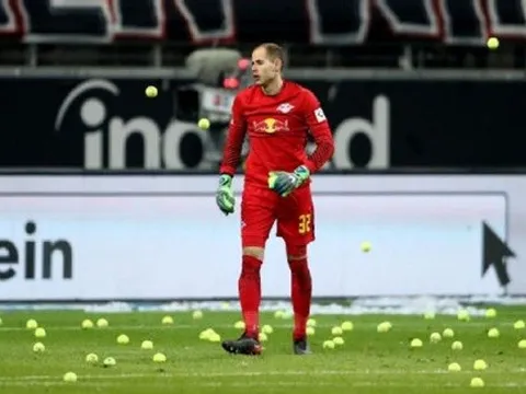 Chelsea nhắm “người nhện” Bundesliga thay Courtois