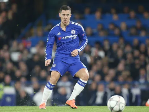 Chelsea nhận tin vui từ Hazard, Courtois