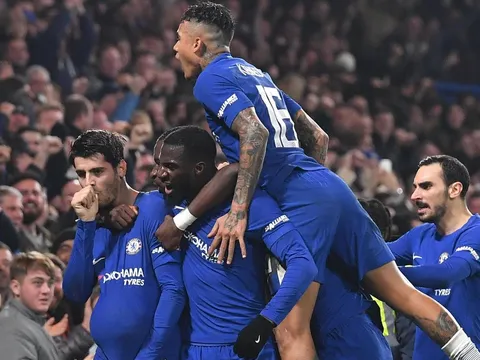 Chelsea: Thiên tài bất hảo hay bần cùng hóa điên?