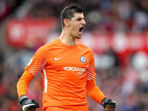 Chelsea vất vả giữ chân Courtois: Nỗ lực cuối cùng