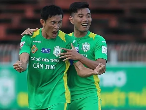 Đấu sớm vòng 6 V-League 2017: Quảng Nam "chết hụt", Cần Thơ có chiến thắng đầu tiên