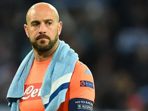 Chia tay Napoli, Reina đã ở rất gần Milan