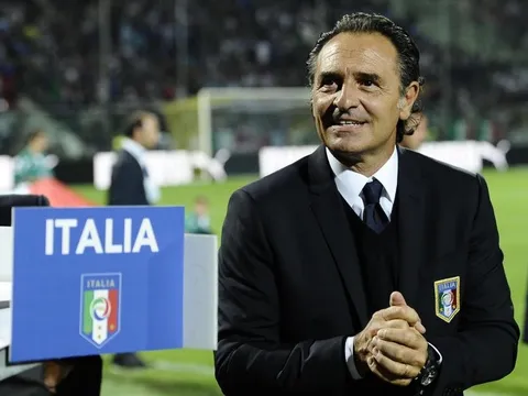 Chia tay Valencia, Prandelli trở lại Serie A tìm việc