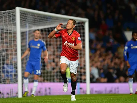 Chicharito khiến người hâm mộ Quỷ đỏ mừng rơn trên mạng xã hội