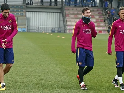 Chiến Villarreal, Suarez, Messi 'luyện' chống đẩy
