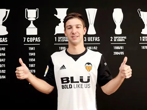 CHÍNH THỨC: Ngựa ô La Liga bổ sung tiền đạo