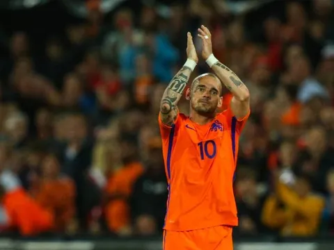 CHÍNH THỨC: Sneijder chia tay ĐTQG Hà Lan