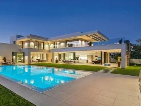 Choáng với căn biệt thự hơn 160 tỷ của Raheem Sterling