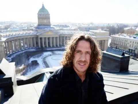 Chùm ảnh: Carles Puyol và một ngày chinh phục nước Nga