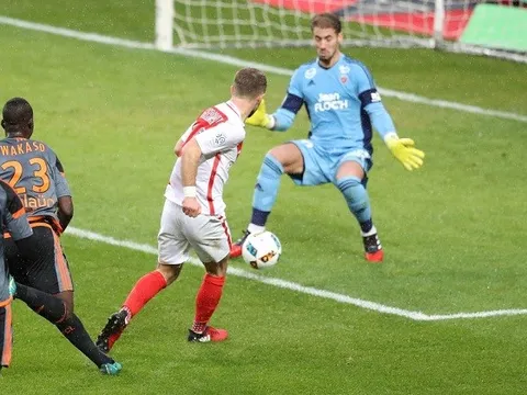 Chùm ảnh: Đại thắng Lorient, Monaco bắt đầu tách top