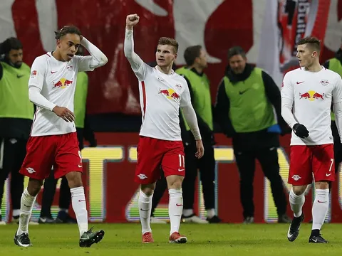 Chùm ảnh: Leipzig đè bẹp Frankfurt, viết tiếp giấc mơ ở Bundesliga