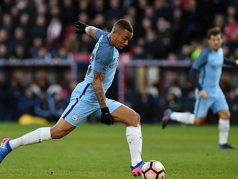 Chùm ảnh: Man City vượt khó nhờ bàn thắng muộn của Jesus