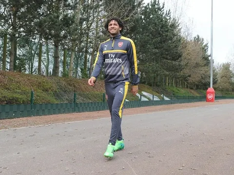 Chùm ảnh: 'Máy quét Ai Cập' trở lại đội hình Arsenal