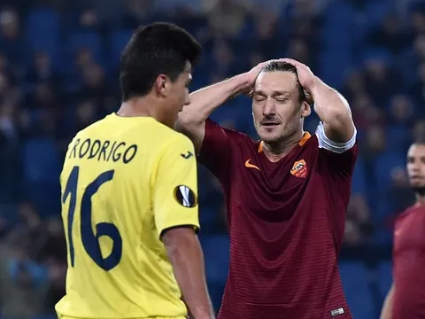 Chùm ảnh: Thất bại trên sân nhà, Roma vẫn giành quyền đi tiếp