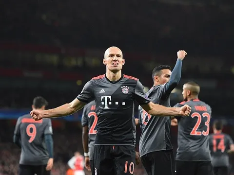 Chùm ảnh: Tội đồ Koscielny khiến Pháo thủ thua muối mặt trước Hùm xám