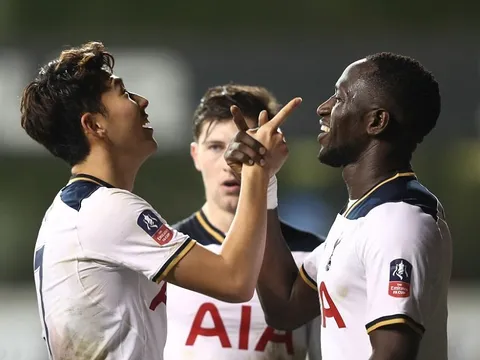 Chùm ảnh: Tottenham 'thu phục' Aston Villa trên sân nhà