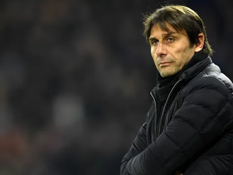 Chuyện gì đã xảy ra với Conte và Chelsea?
