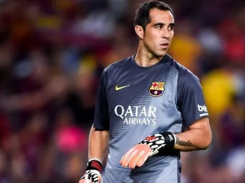 Claudio Bravo từng thăng hoa thế nào trong màu áo Barcelona?