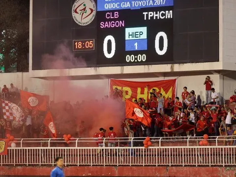 Điểm trừ cho CĐV CLB TP HCM