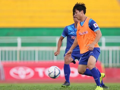 U23 Việt Nam mở hội: Công Phượng thông nòng, Đức Chinh lập hattrick