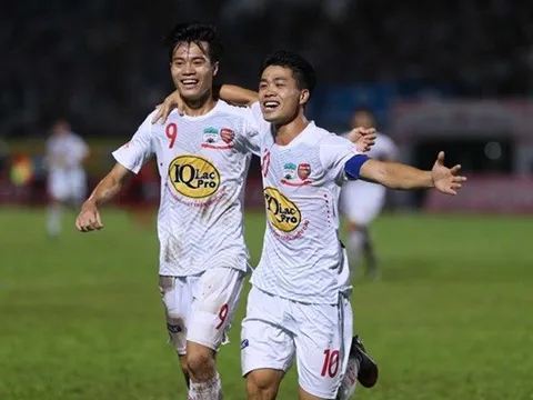 Công Phượng: Đời thay đổi khi ta thay đổi!