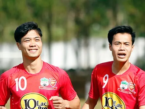 Công Phượng và Văn Toàn: Những thỏi nam châm nghịch nhau