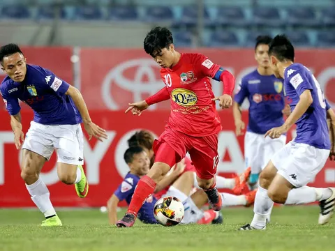 Công Phượng, Văn Toàn hối hả về nước, HAGL khổ vì "virus FIFA"?