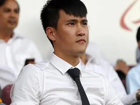 Công Vinh xót thương Minh Nhựt: "Án phạt không có tình người!"