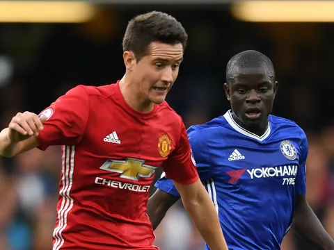 Conte khiêm tốn: "Kante còn giỏi hơn cả tôi"
