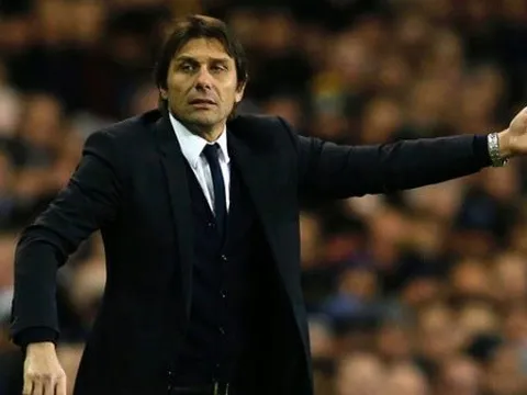 Conte lên tiếng về tin đồn Costa giả vờ chấn thương