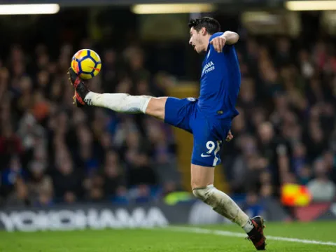 Conte nói gì khi Morata quá vô duyên trước Stoke?
