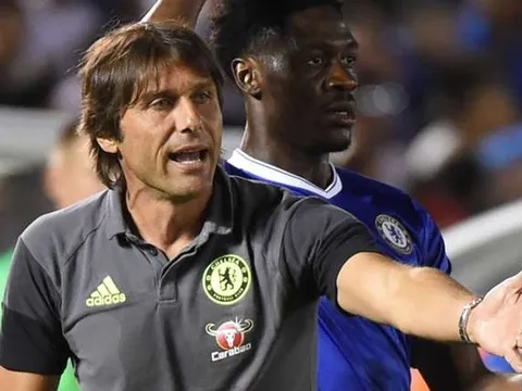 Conte tự ti với Ferguson, Wenger