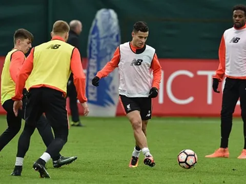 Coutinho 'xử ngọt' buổi tập của Liverpool